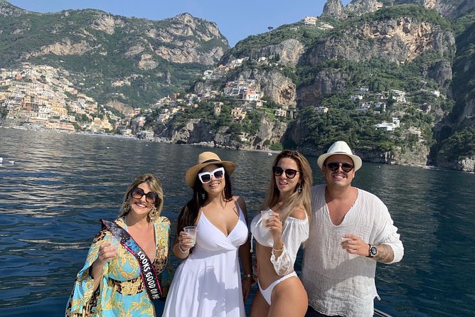 Sunset boat experience in Sorrento coast - Price and value: $825.48 per group for up to 5 people