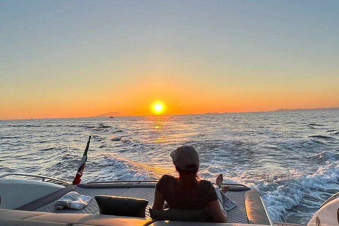 Sunset Luxury: Capri on fire - A sunset cruise that actually starts where you are