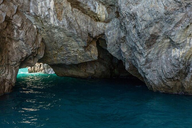 The Blue Fever: Capri island day cruise - Key highlights worth your attention