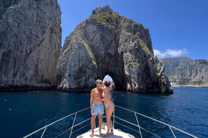 The Blue Fever: Capri island day cruise - Grotta Rossa and the coral question: red meets water