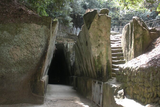 Tour in the ruins of Cuma with an archaeologist. - Key highlights you can plan around