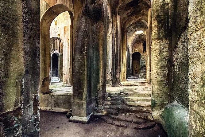 Tour privato a Pozzuoli Bacoli - Lago d’Averno: a fast photo with volcanic drama