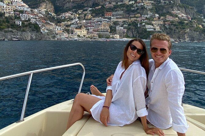 Tour Privato di Capri&Positano in Barca - Grotta Verde and Grotta Bianca: How Light Turns the Sea Into Color