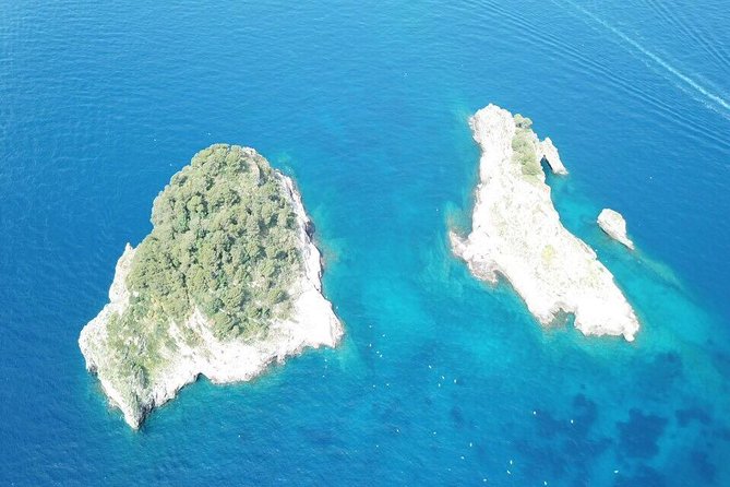 Tour privato in barca fra le meraviglie di Positano e della costiera Amalfitana - Why this private gozzo boat beats the big-day-tour formula