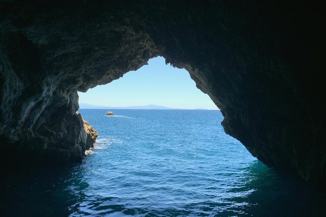 Tour the Sea Grottoes of the Amalfi Coast - Swimming, snorkel masks, and how to time your water moments