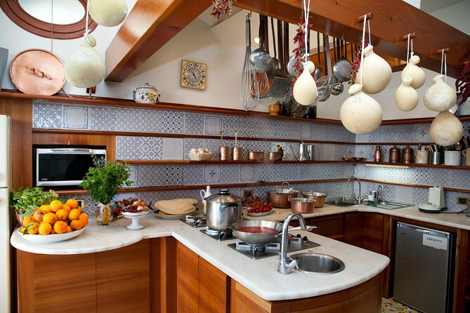 Traditional Neapolitan cooking class - Hands-on learning: what you’ll actually take home