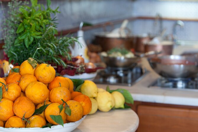 Traditional Neapolitan cooking class - The menu you’ll cook and eat: Montanare to panna cotta (or tiramisù)