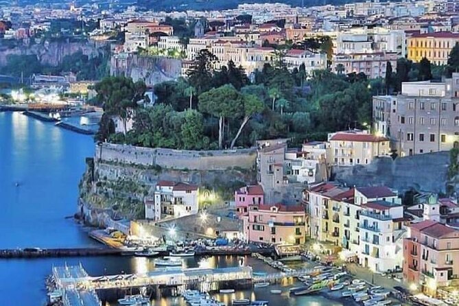 Transfer from Sorrento to Naples airport or station - Key points to know before you book