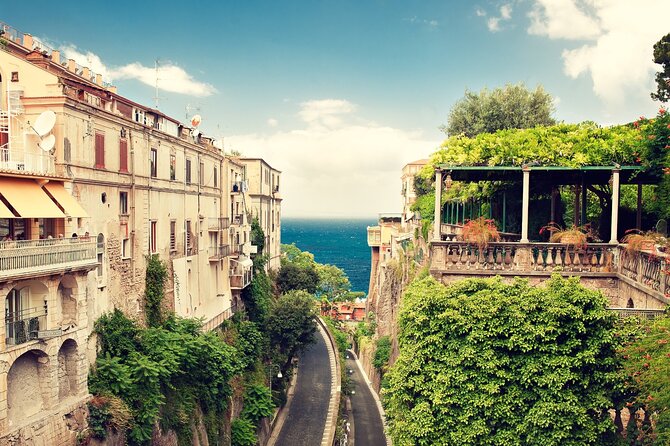 Transfers from Naples to Sorrento Positano Amalfi Ravello Maiori - Should You Book This Naples Transfer to the Amalfi Coast?