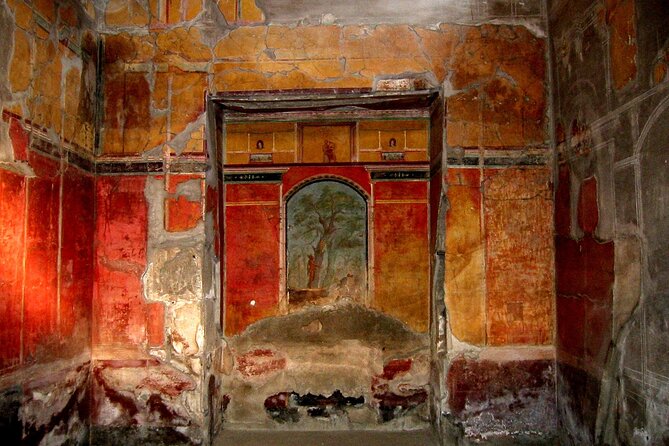 Villa Oplontis & Stabiae: discover the Hidden Treasures with your Archaeologist - Why Oplontis and Stabiae beat the usual Pompeii detour