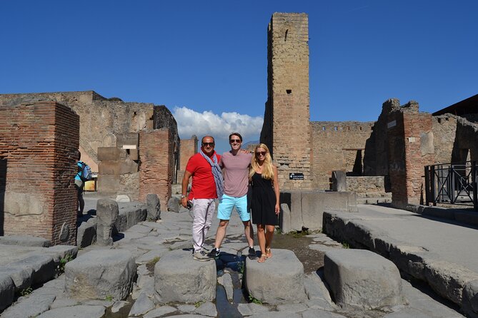 VIP Pompeii Tour including Newly Opened Houses With Archaeologist - Baths and Menander: where Pompeii turns from postcard to routine