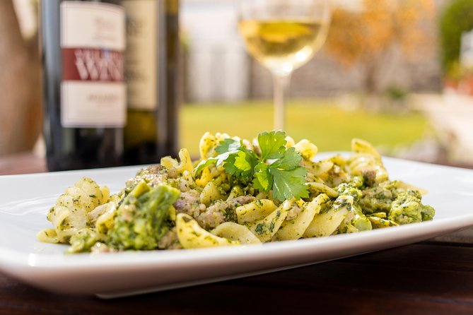 Wine & Food Tasting in Villarena - Pairing 101: What to Listen For Between Each Pour