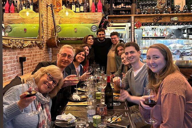 Wine&Food tasting in Sorrento - Food Pairings: Bruschette, Caprese, Cantucci, and Naples-Style Tapas